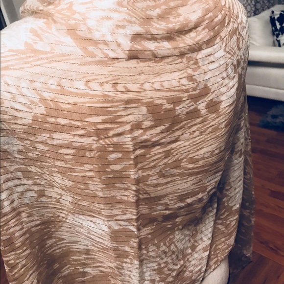 Collection 18 Cottage Cream Scarf - Picture 7 of 8